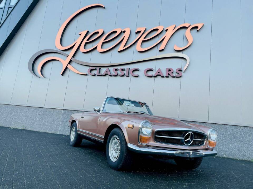 Bild 2/36 von Mercedes-Benz 280 SL (1970)