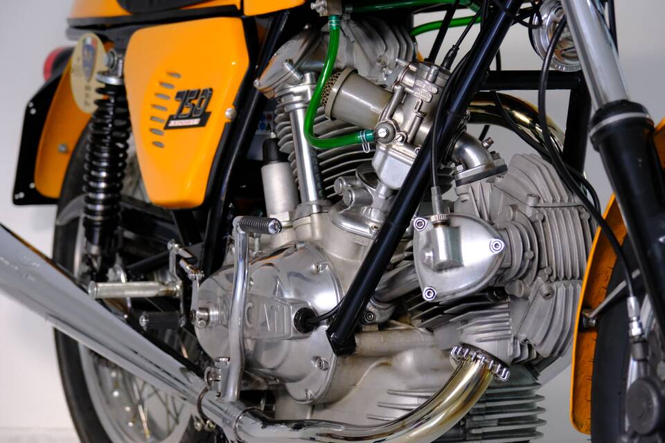 Afbeelding 23/96 van Ducati 750 Sport (1974)