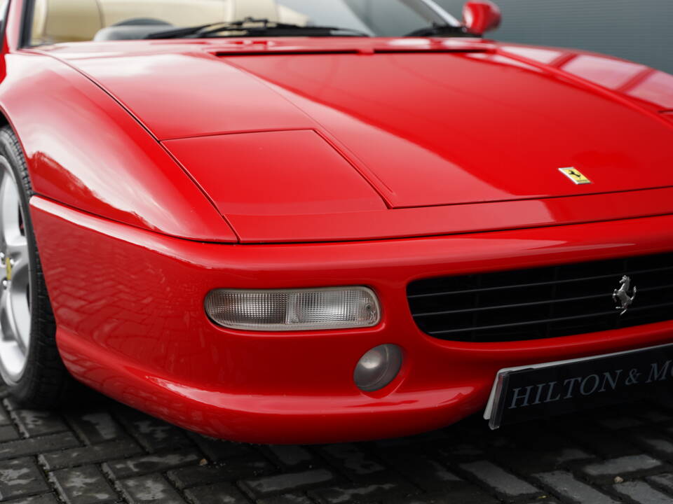 Image 27/50 of Ferrari F 355 Spider (1999)