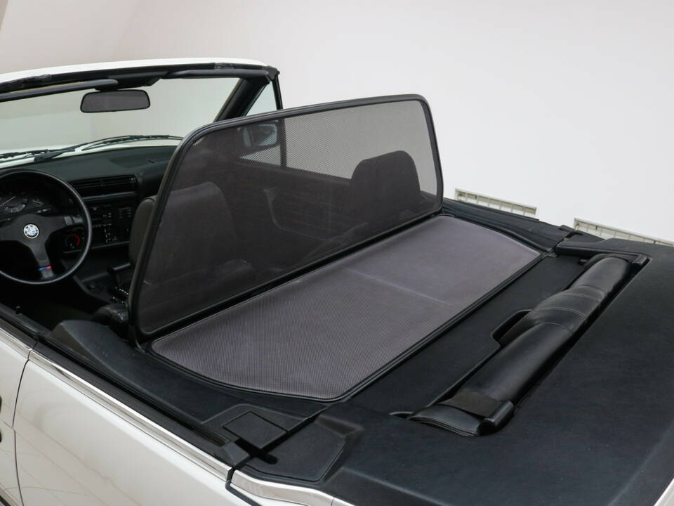 Imagen 19/22 de BMW 325i (1989)