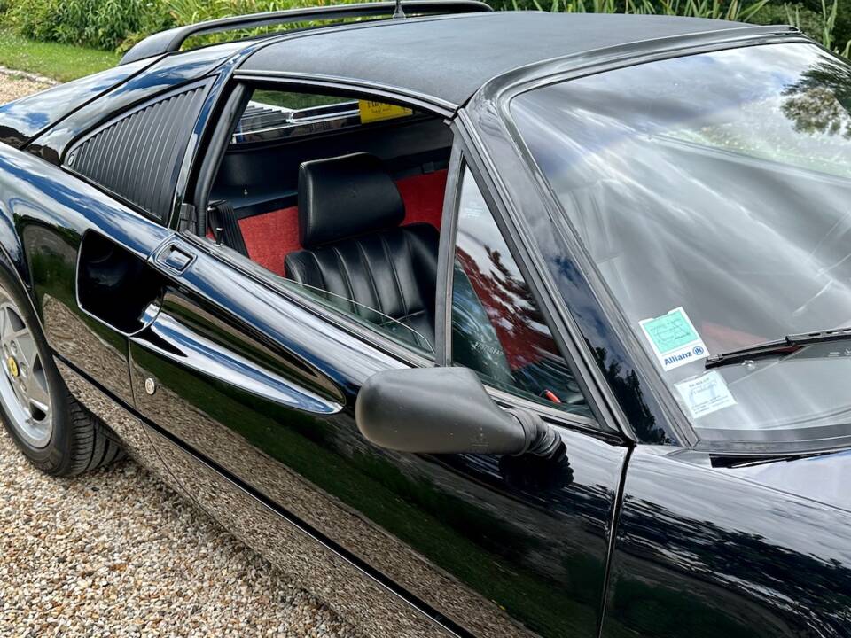 Bild 10/86 von Ferrari 328 GTS (1988)