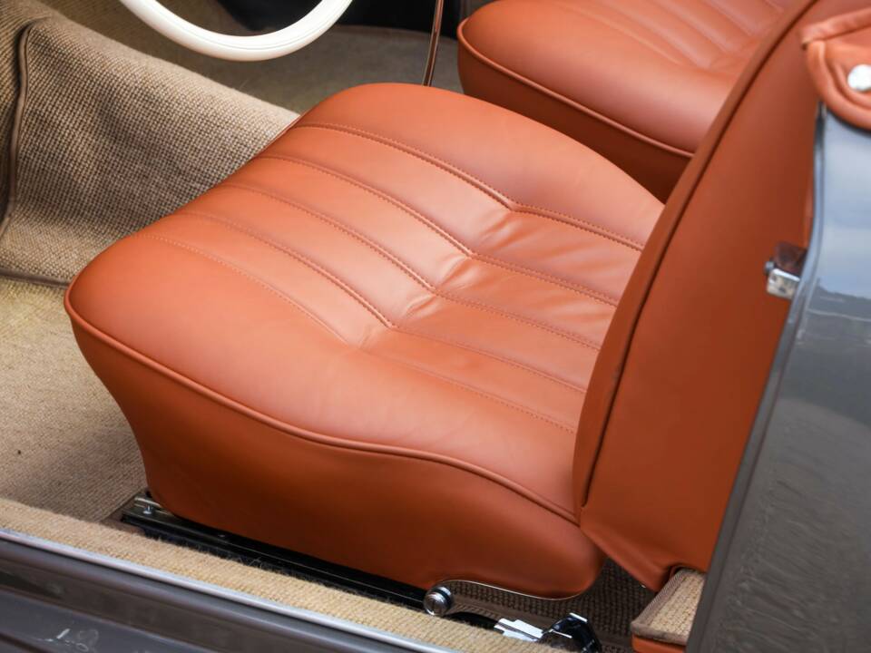 Image 48/50 of Mercedes-Benz 190 SL (1960)