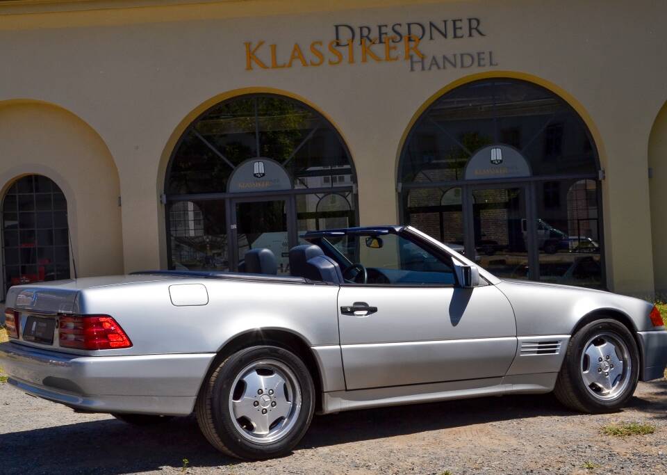 Imagen 8/50 de Mercedes-Benz 300 SL (1991)