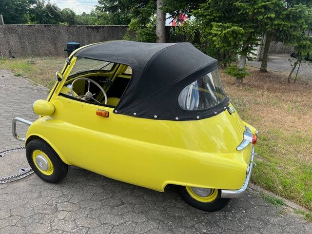 Image 11/12 of BMW Isetta 300 (1959)