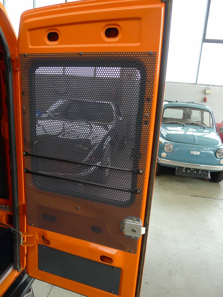Image 16/34 of FIAT Fiorino (1986)