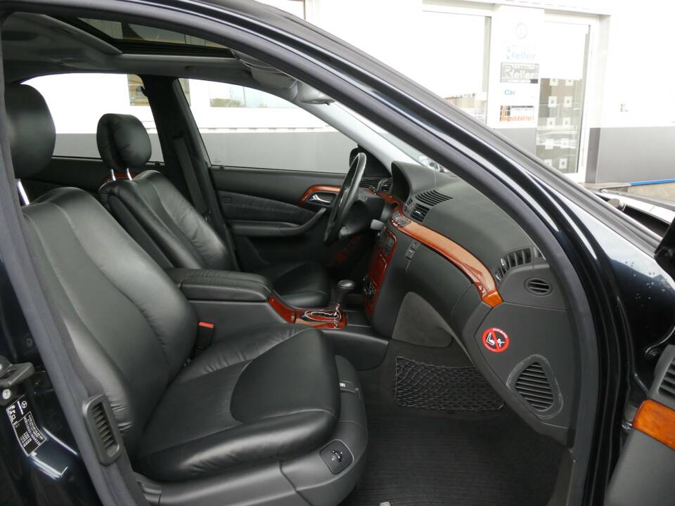 Bild 13/16 von Mercedes-Benz S 320 (1999)