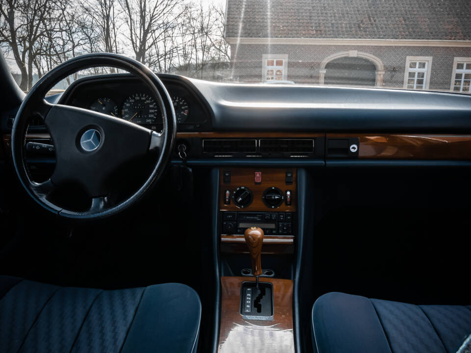 Bild 6/29 von Mercedes-Benz 280 SE (1981)