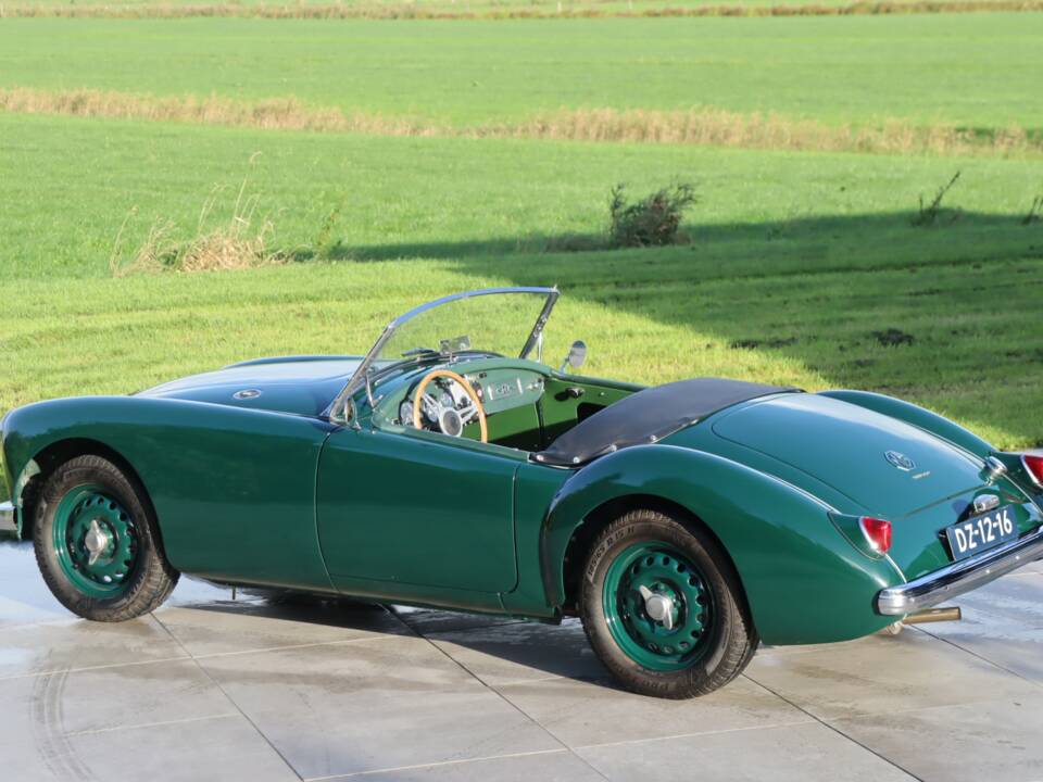 Image 49/50 of MG MGA Twin Cam (1959)