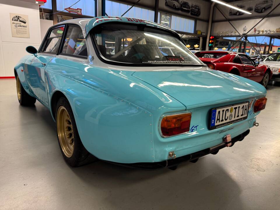 Bild 40/100 von Alfa Romeo 1750 GT Veloce (1968)