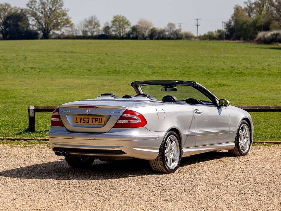Image 4/50 of Mercedes-Benz CLK 55 AMG (2003)