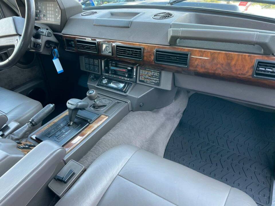 Image 17/20 de Land Rover 170 V Cabriolet B (1990)