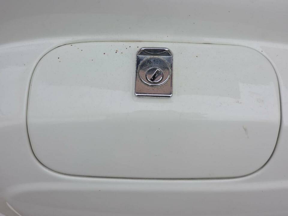 Image 26/29 of Piaggio Vespa 125 Primavera (1977)