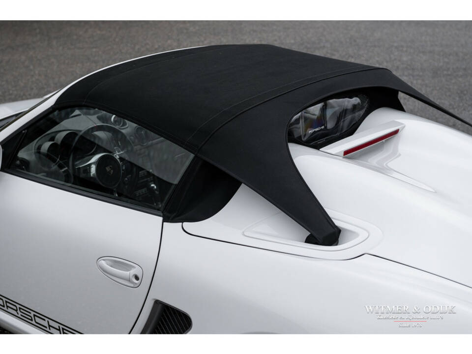 Image 13/40 of Porsche Boxster Spyder (2010)