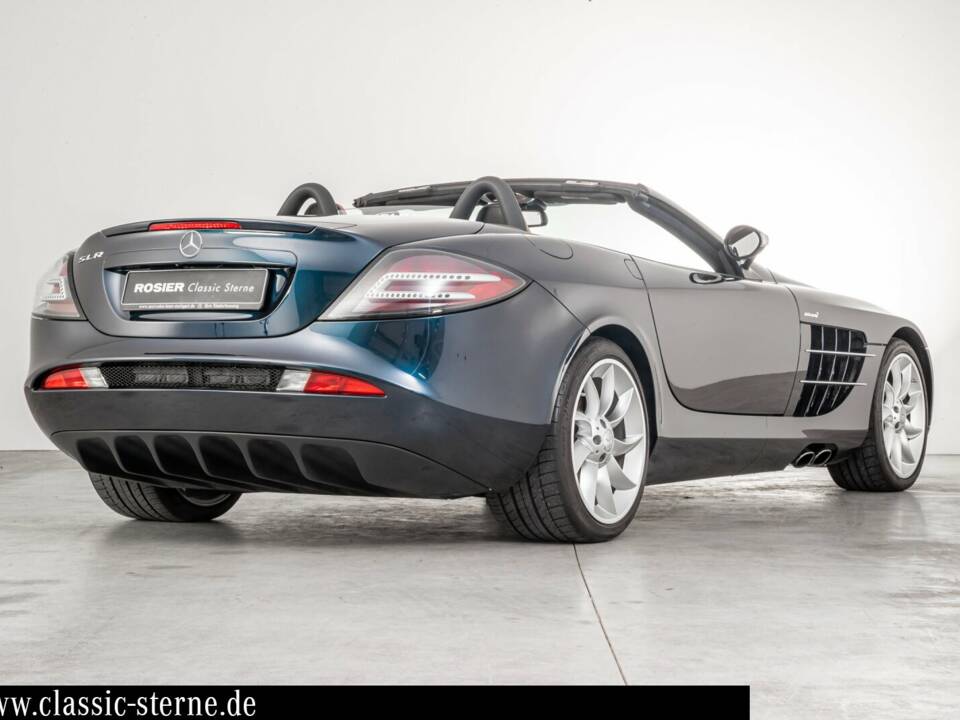 Afbeelding 3/15 van Mercedes-Benz SLR 722 S (2007)