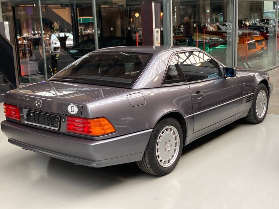 Image 34/49 of Mercedes-Benz SL 280 (1995)