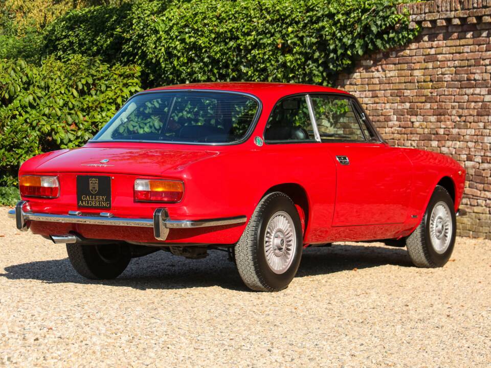 Imagen 35/50 de Alfa Romeo 2000 GT Veloce (1972)