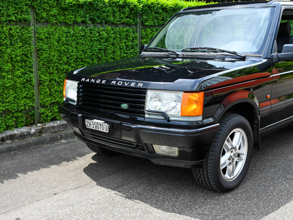 Image 13/25 of Land Rover Range Rover 4.6 HSE (1997)