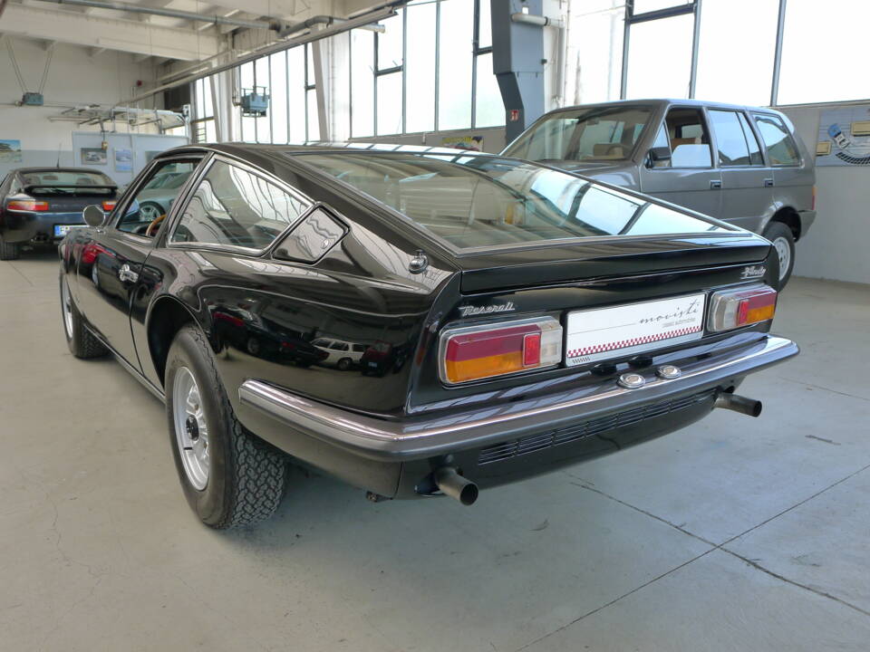 Image 26/38 of Maserati Indy 4700 (1970)