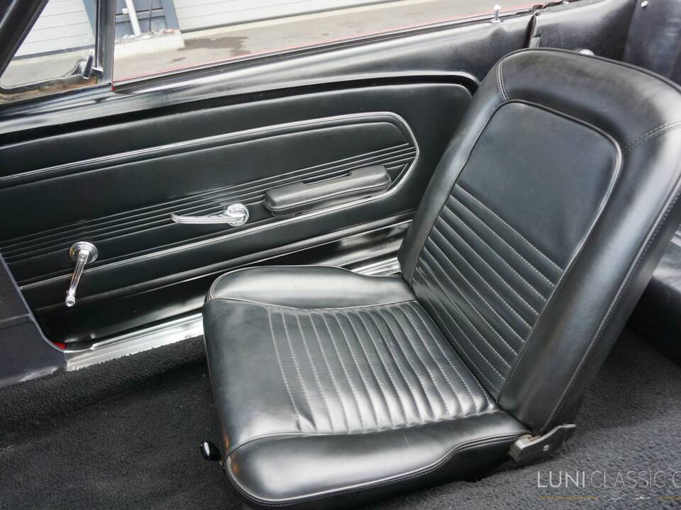 Image 39/66 de Ford Mustang 200 (1967)