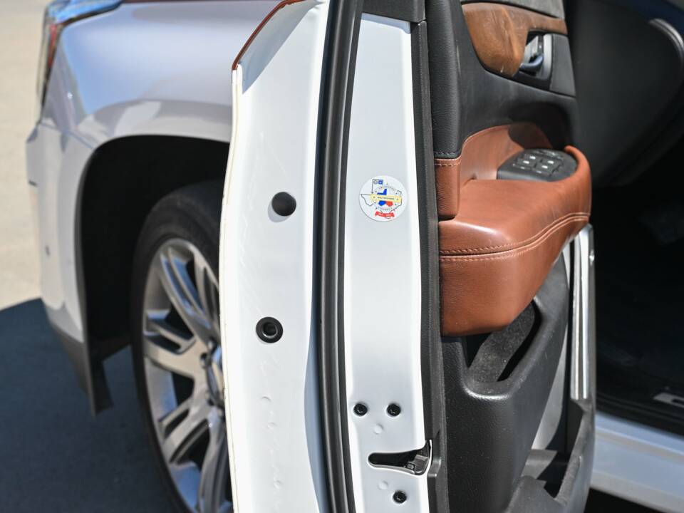 Bild 27/50 von Cadillac Escalade (2019)