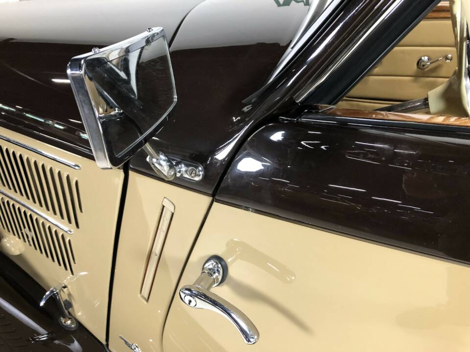Image 19/38 of Mercedes-Benz 320 Cabriolet A (1938)