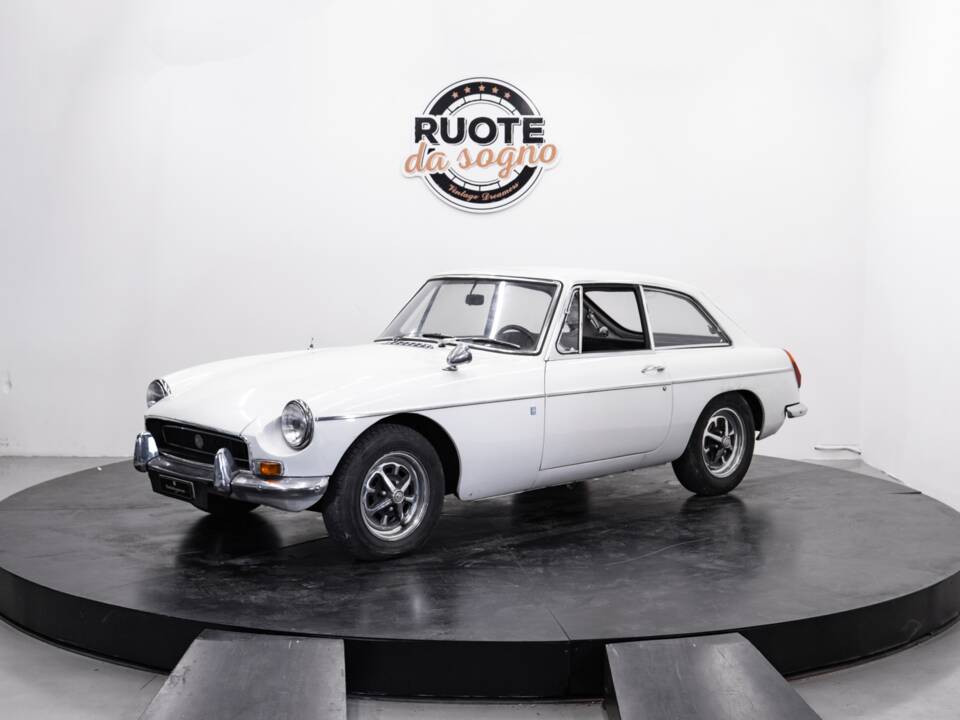 Bild 1/44 von MG MGB GT (1971)
