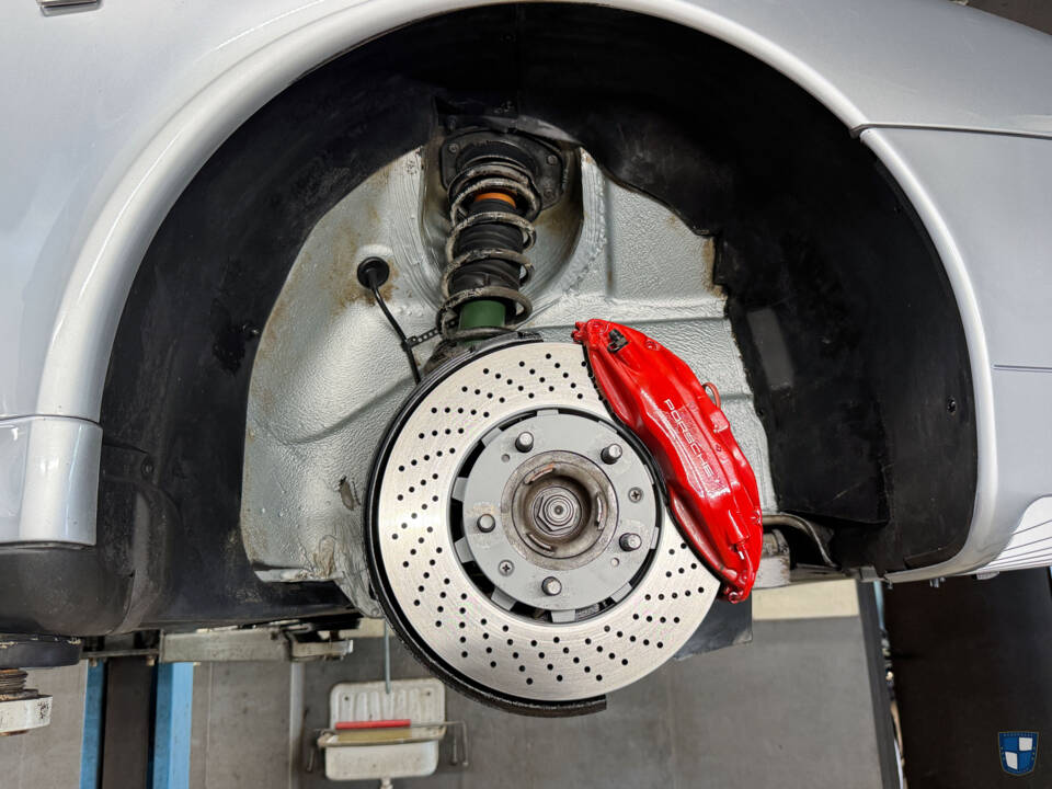 Image 71/90 de Porsche 911 Carrera 4S (1996)