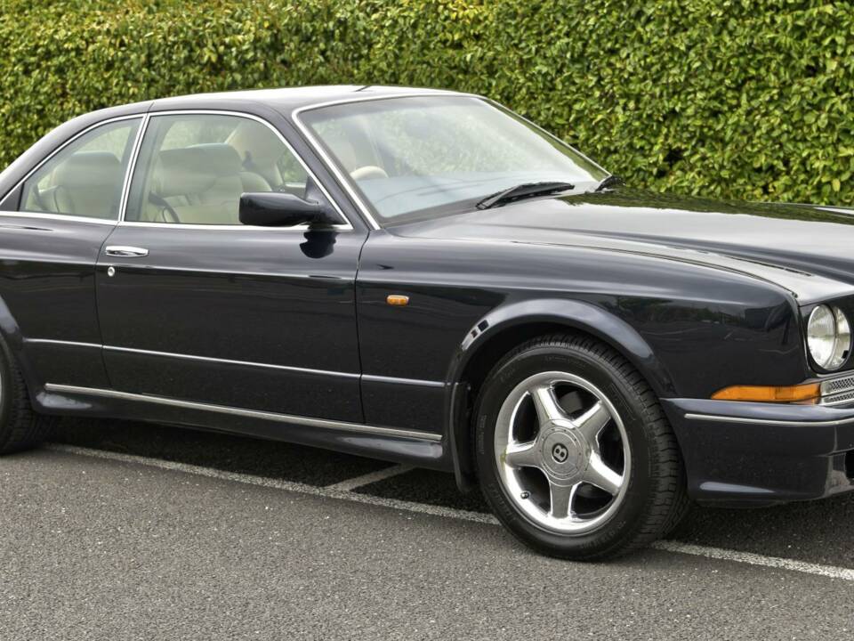 Immagine 5/50 di Bentley Continental T (2003)