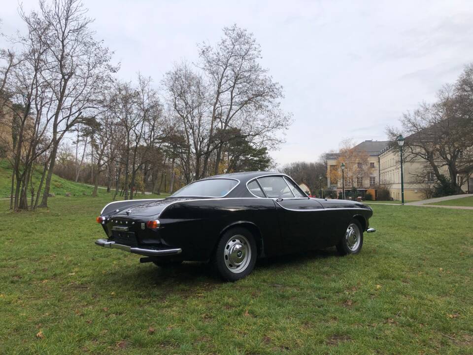 Image 3/34 de Volvo 1800 S (1966)