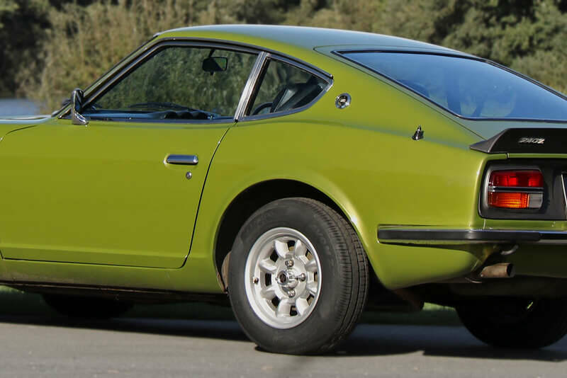 Image 13/40 of Datsun 240 Z (1972)