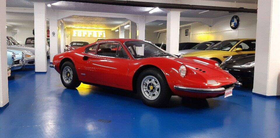 Afbeelding 21/50 van Ferrari Dino 246 GT (1972)