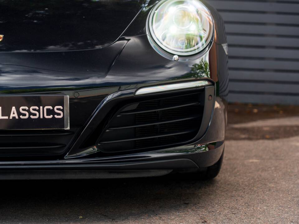 Bild 17/57 von Porsche 911 Carrera (2016)