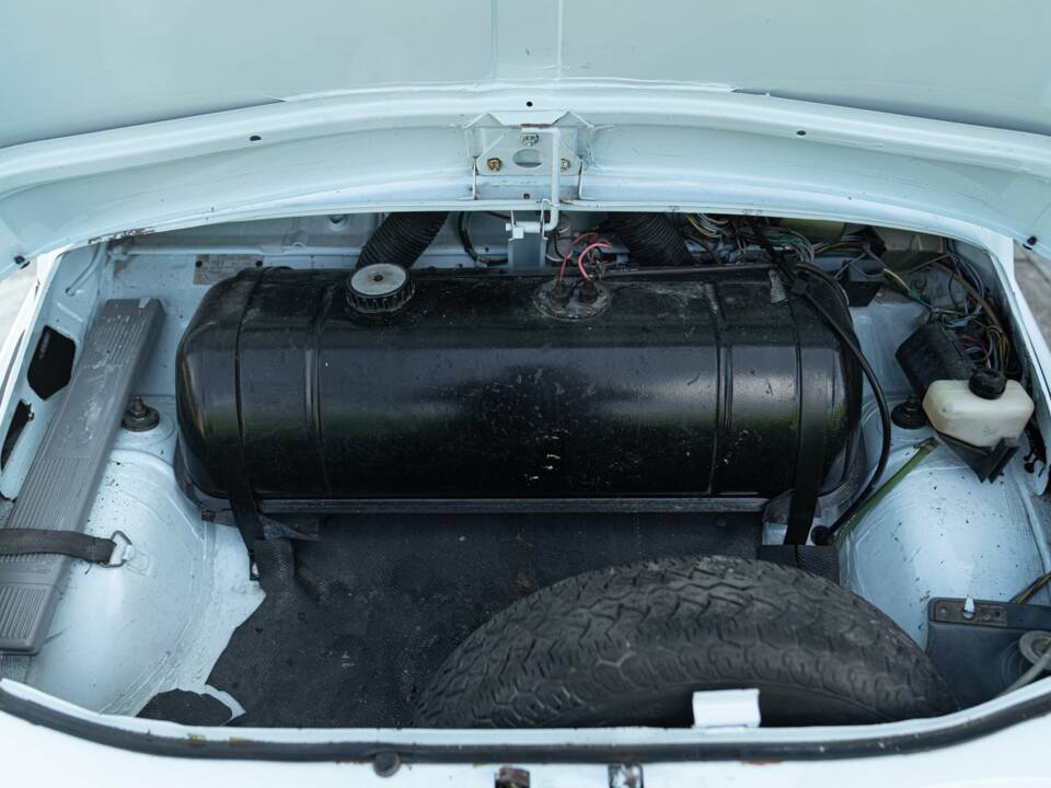 Image 45/47 of FIAT 500 L (1971)