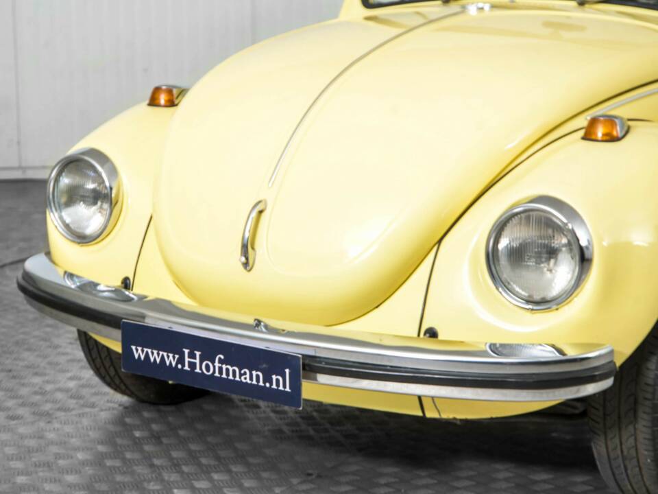 Immagine 18/50 di Volkswagen Käfer 1302 (1971)