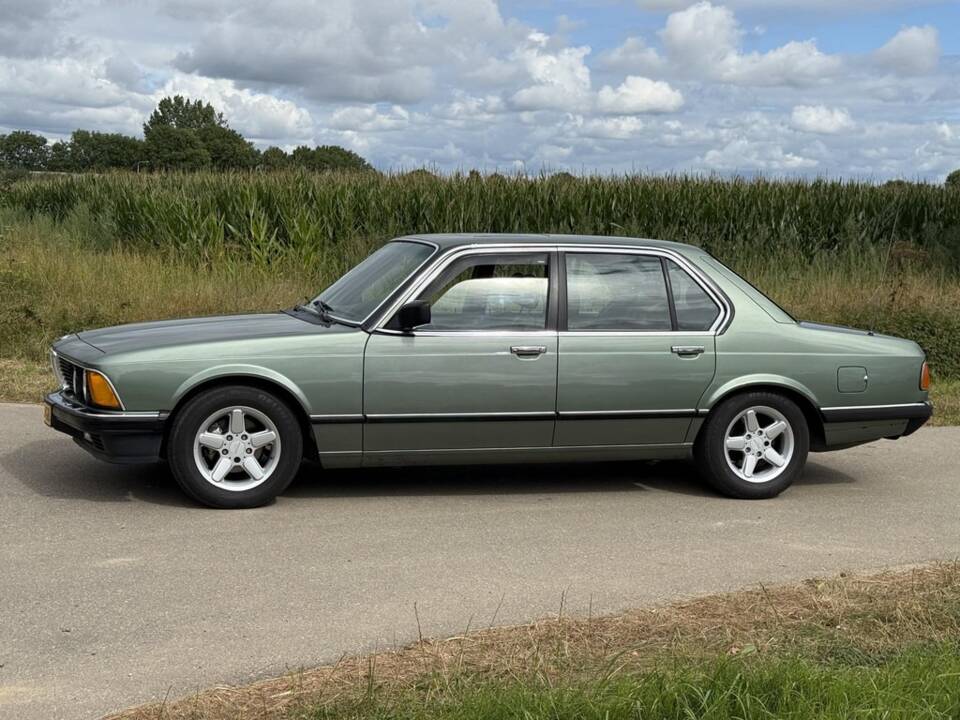 Image 8/19 of BMW 728i (1986)