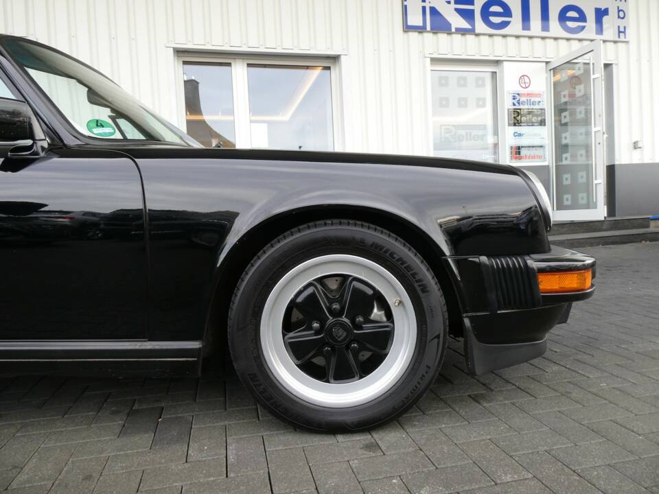 Bild 21/21 von Porsche 911 Carrera 3.2 (1987)