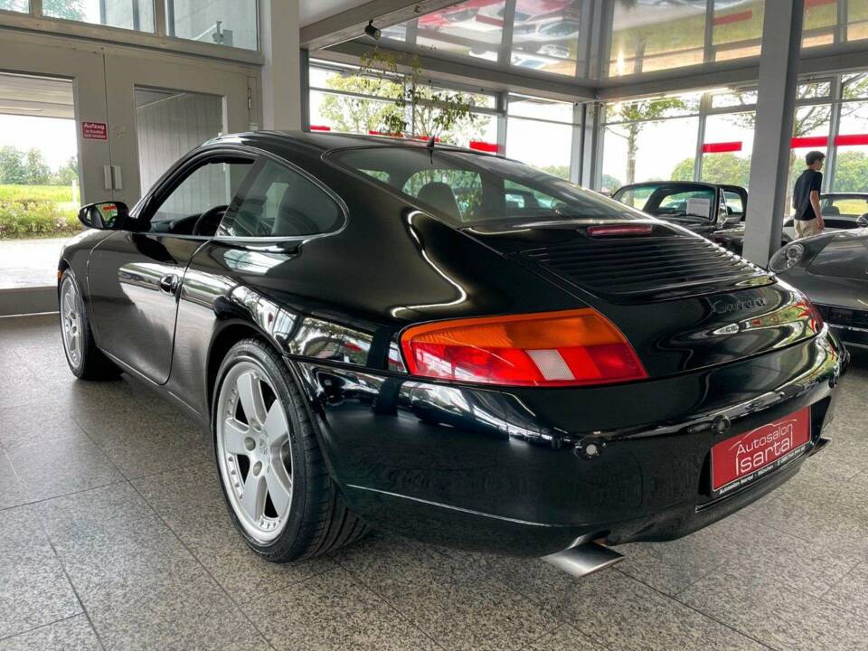 Immagine 7/20 di Porsche 911 Carrera (1998)