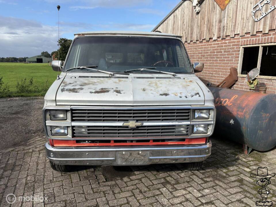 Bild 3/50 von Chevrolet Van (1983)