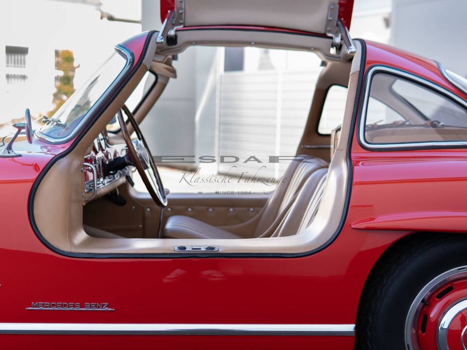 Image 31/49 of Mercedes-Benz 300 SL "Gullwing" (1955)