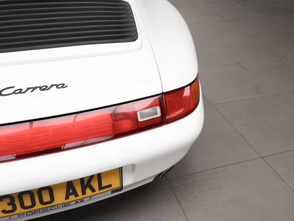 Afbeelding 30/50 van Porsche 911 Carrera (1994)