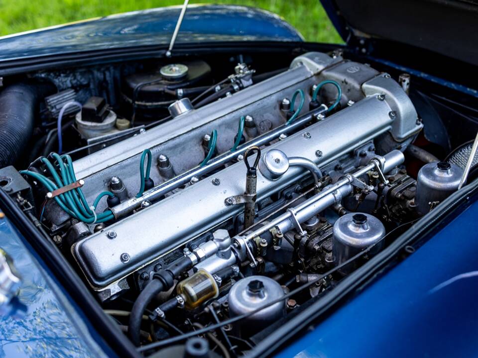 Afbeelding 5/50 van Aston Martin DB 6 (1967)