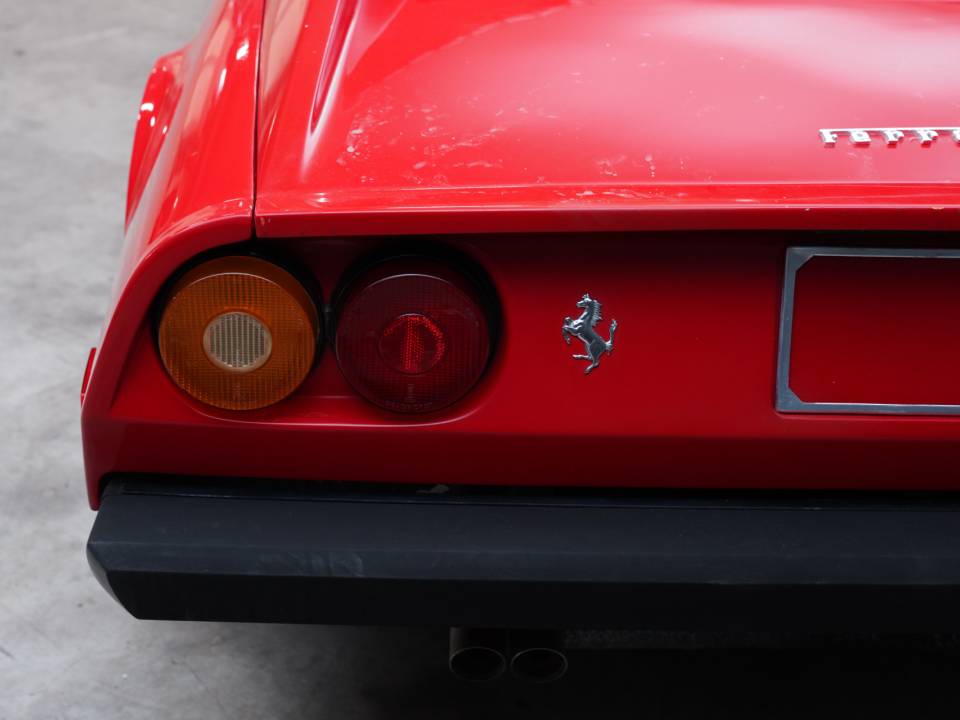 Image 26/50 de Ferrari 308 GTB (1976)