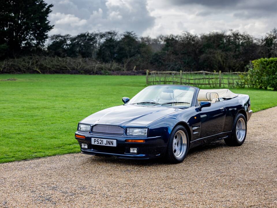 Image 25/50 of Aston Martin Virage Volante (1997)