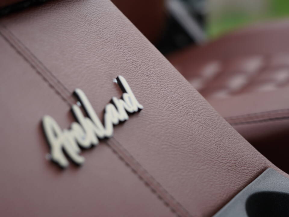 Bild 15/37 von Land Rover 90 (1987)