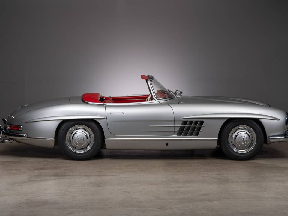 Image 10/47 of Mercedes-Benz 300 SL Roadster (1963)