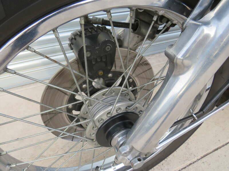 Image 34/42 of Suzuki GT 500 (1976)