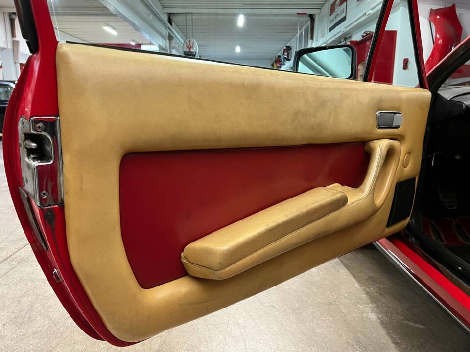Imagen 5/18 de Ferrari 400i (1982)