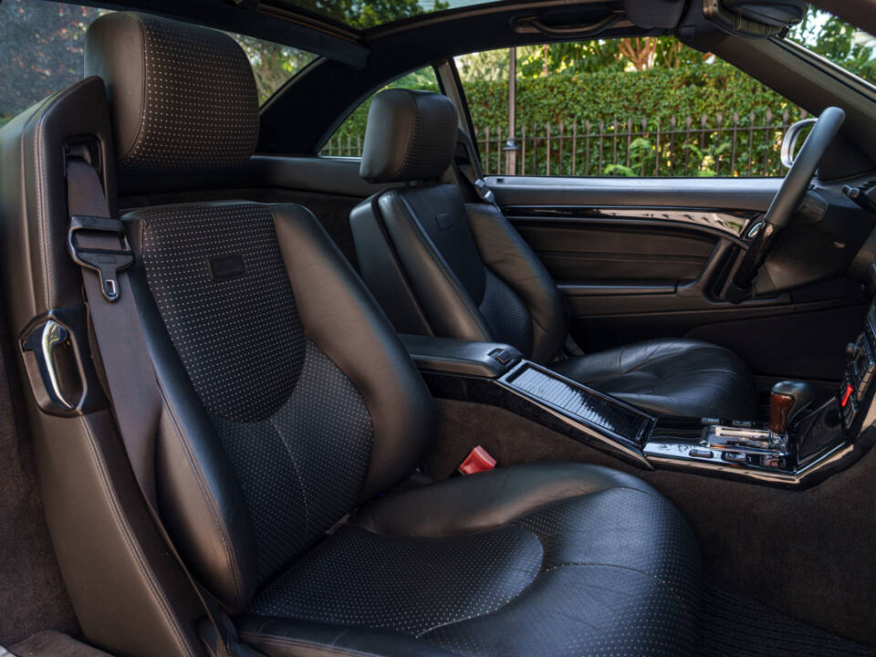 Bild 15/33 von Mercedes-Benz SL 600 (2002)