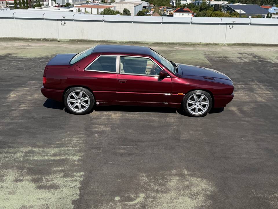 Bild 6/20 von Maserati Ghibli 2.0 (1994)