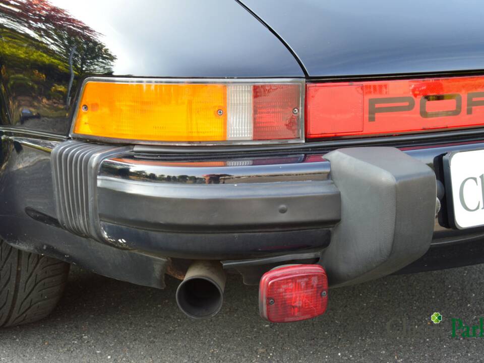 Bild 47/50 von Porsche 911 Carrera 3.2 (1986)